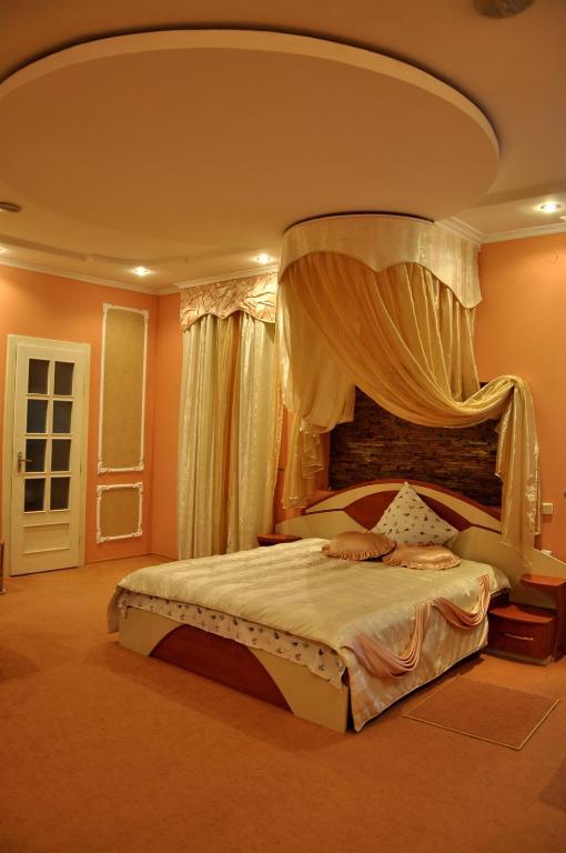 Focus Hotel 3*